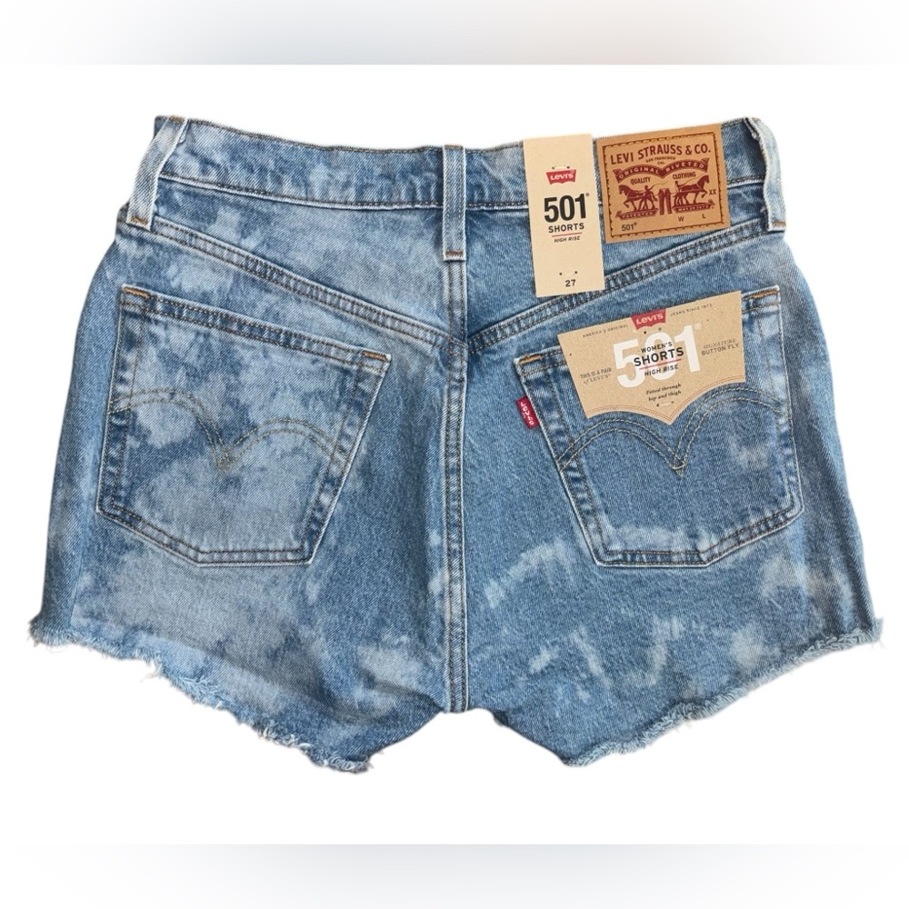 NWT Levi's High Rise 501 Shorts - Picture 2 of 8